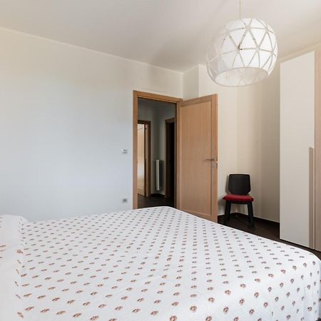 Intera Villa Ad Uso Esclusivo Con 2 Bagni 4 Camere Da Letto,Garage,Giardino,Area Fitness,Lavatrice,Wifi Tuglie Exterior foto