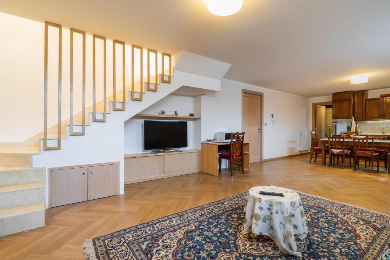 Intera Villa Ad Uso Esclusivo Con 2 Bagni 4 Camere Da Letto,Garage,Giardino,Area Fitness,Lavatrice,Wifi Tuglie Exterior foto