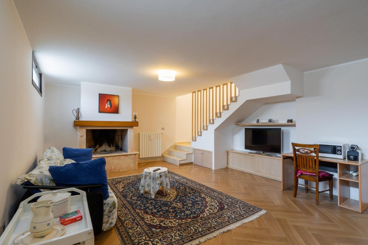 Intera Villa Ad Uso Esclusivo Con 2 Bagni 4 Camere Da Letto,Garage,Giardino,Area Fitness,Lavatrice,Wifi Tuglie Exterior foto
