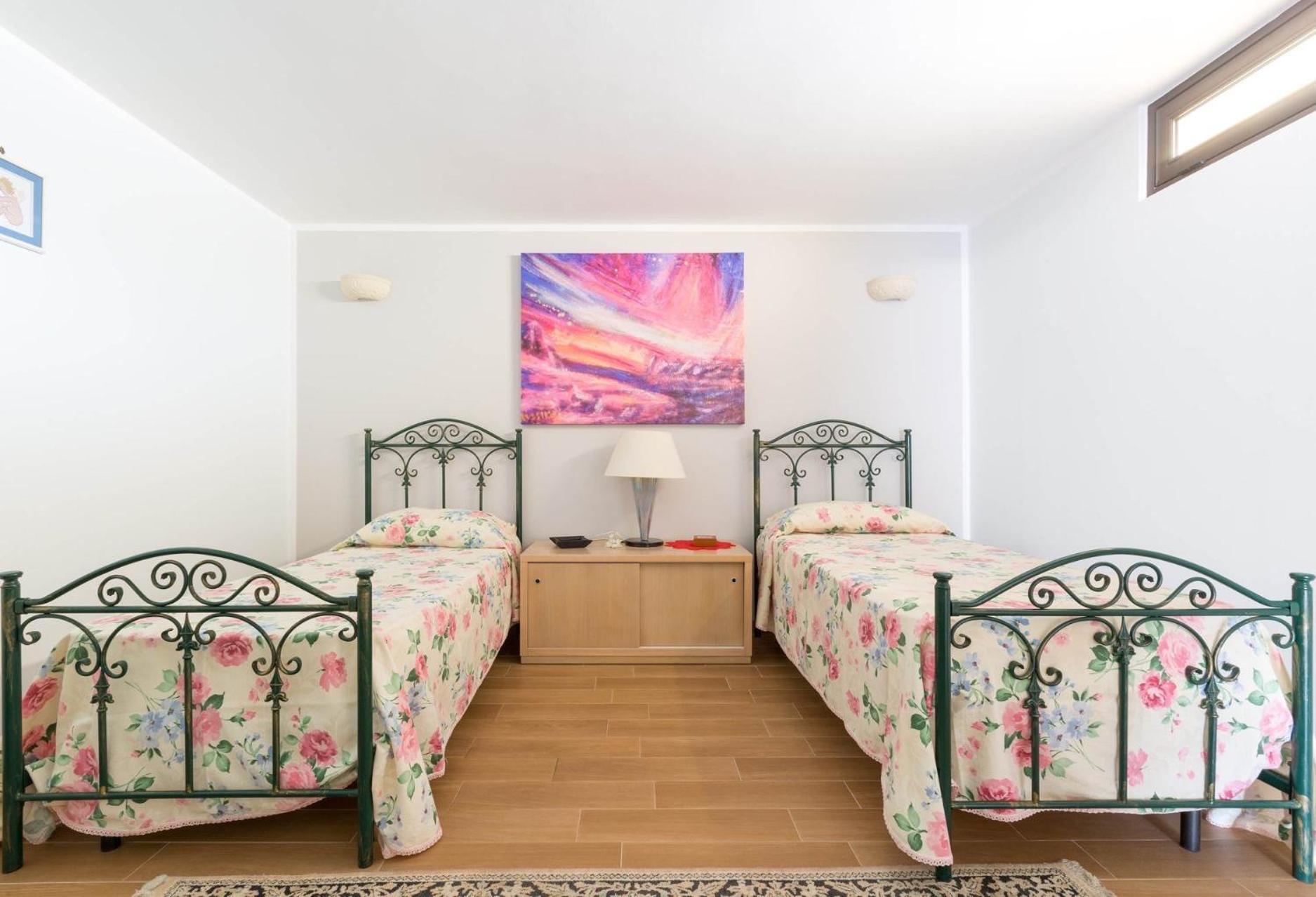 Intera Villa Ad Uso Esclusivo Con 2 Bagni 4 Camere Da Letto,Garage,Giardino,Area Fitness,Lavatrice,Wifi Tuglie Exterior foto