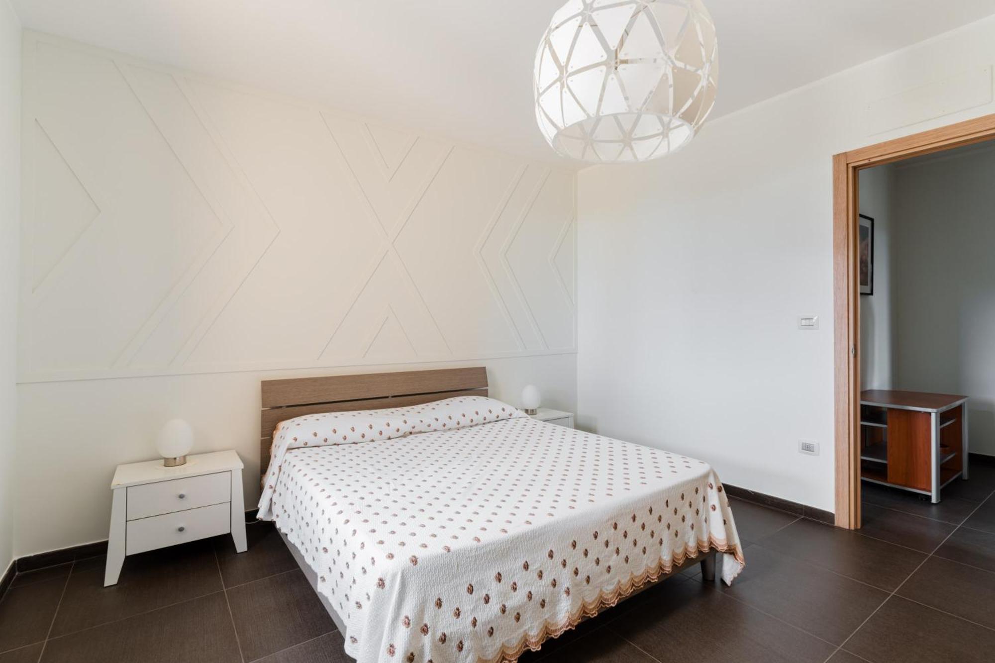 Intera Villa Ad Uso Esclusivo Con 2 Bagni 4 Camere Da Letto,Garage,Giardino,Area Fitness,Lavatrice,Wifi Tuglie Exterior foto