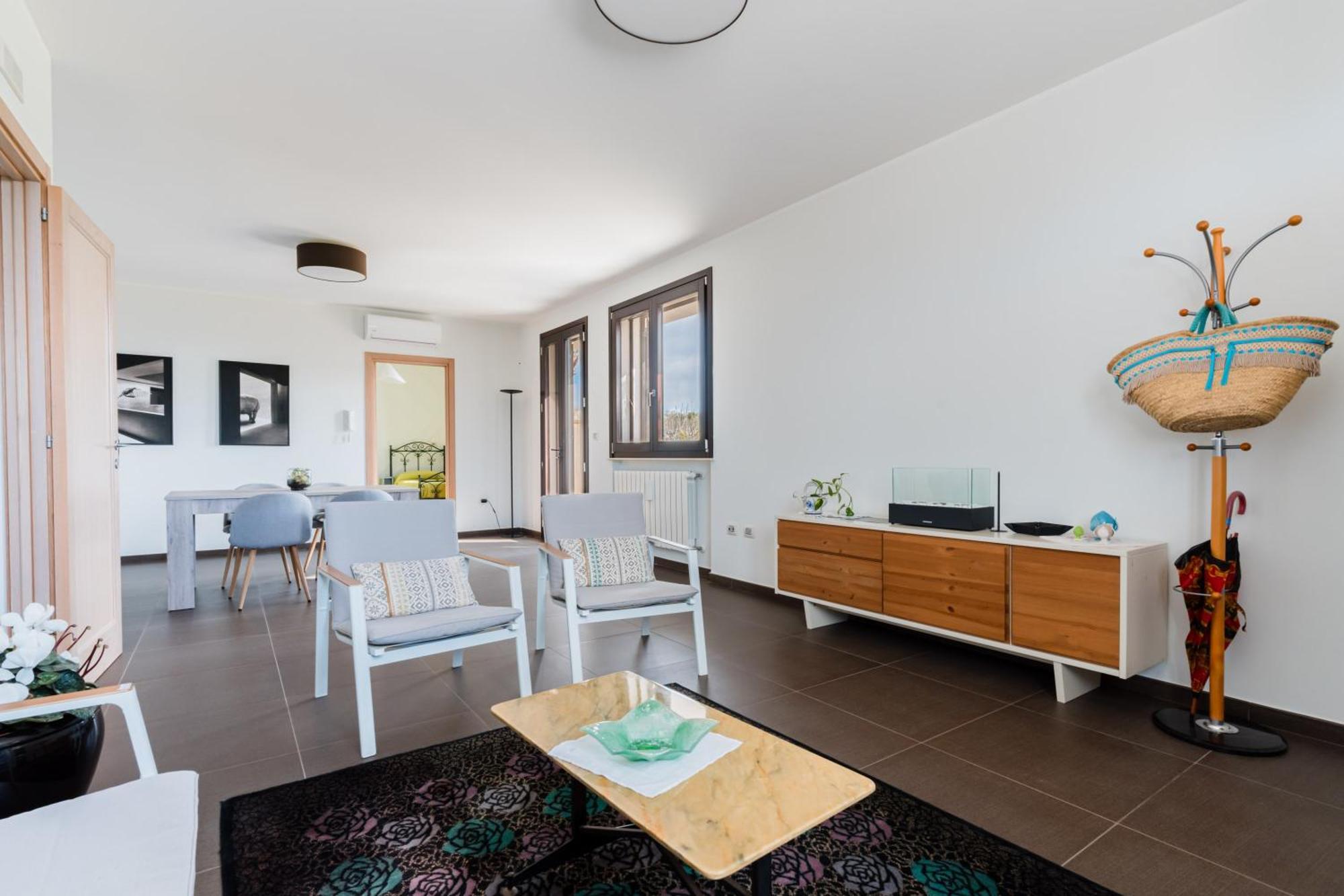 Intera Villa Ad Uso Esclusivo Con 2 Bagni 4 Camere Da Letto,Garage,Giardino,Area Fitness,Lavatrice,Wifi Tuglie Exterior foto