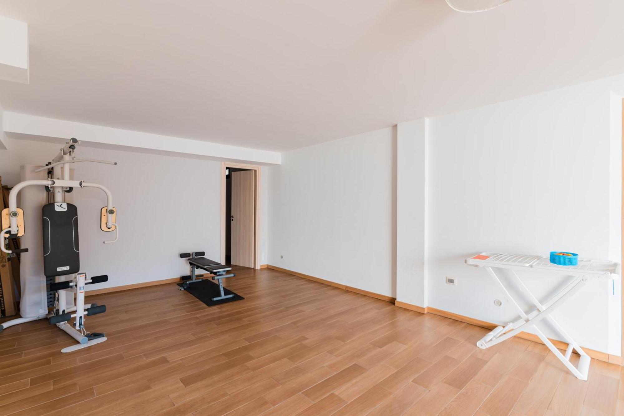 Intera Villa Ad Uso Esclusivo Con 2 Bagni 4 Camere Da Letto,Garage,Giardino,Area Fitness,Lavatrice,Wifi Tuglie Exterior foto